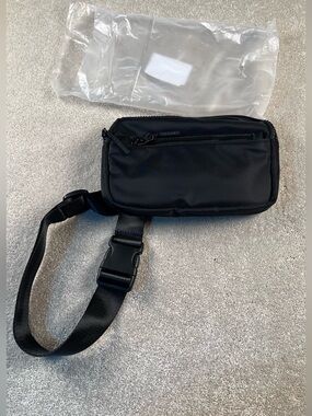 Belt Bag Waist Pouch Black New Zippers Cross Body Fanny Pack